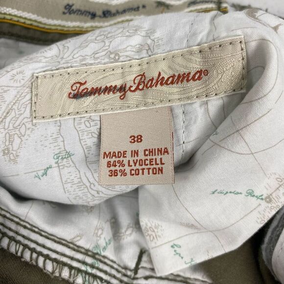 Tommy Bahama 7-Pocket Short size 38 - Picture 8 of 10